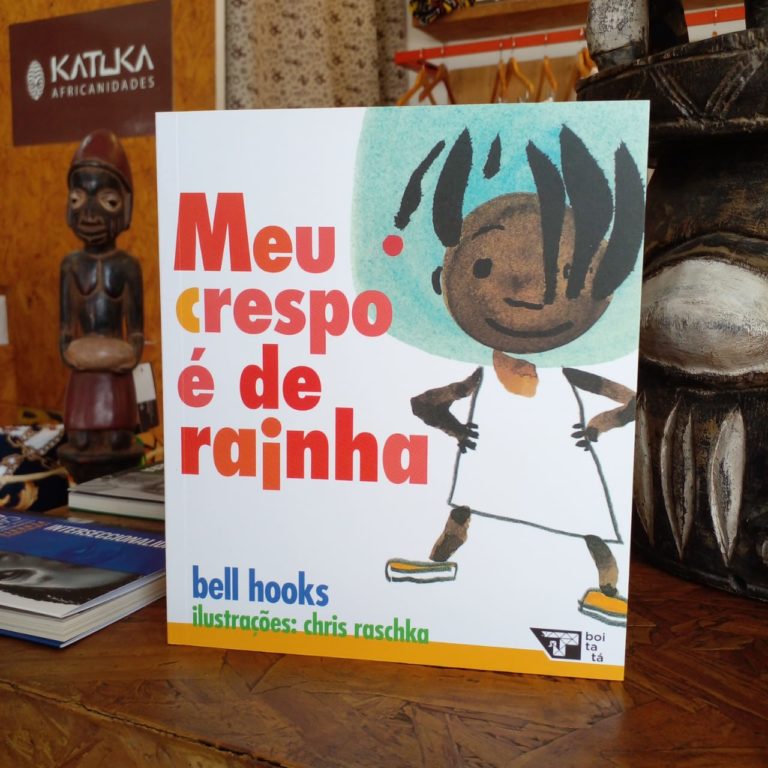 Meu Crespo é de Rainha – bell hooks – Katuka